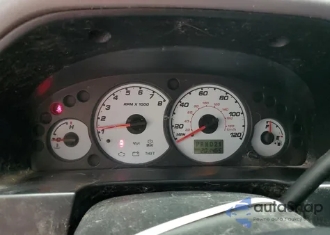 2001 Ford Escape Xls z USA, uszkodzony, nr VIN 1FMYU01131KF17972